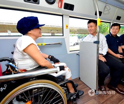 助力无障碍通勤,比亚迪纯电动C6扮靓新加坡“花园城市”